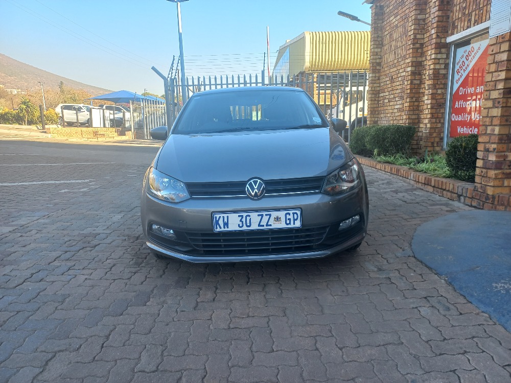 2022 POLO VIVO 1.6 COMFORTLINE TIP (5DR)