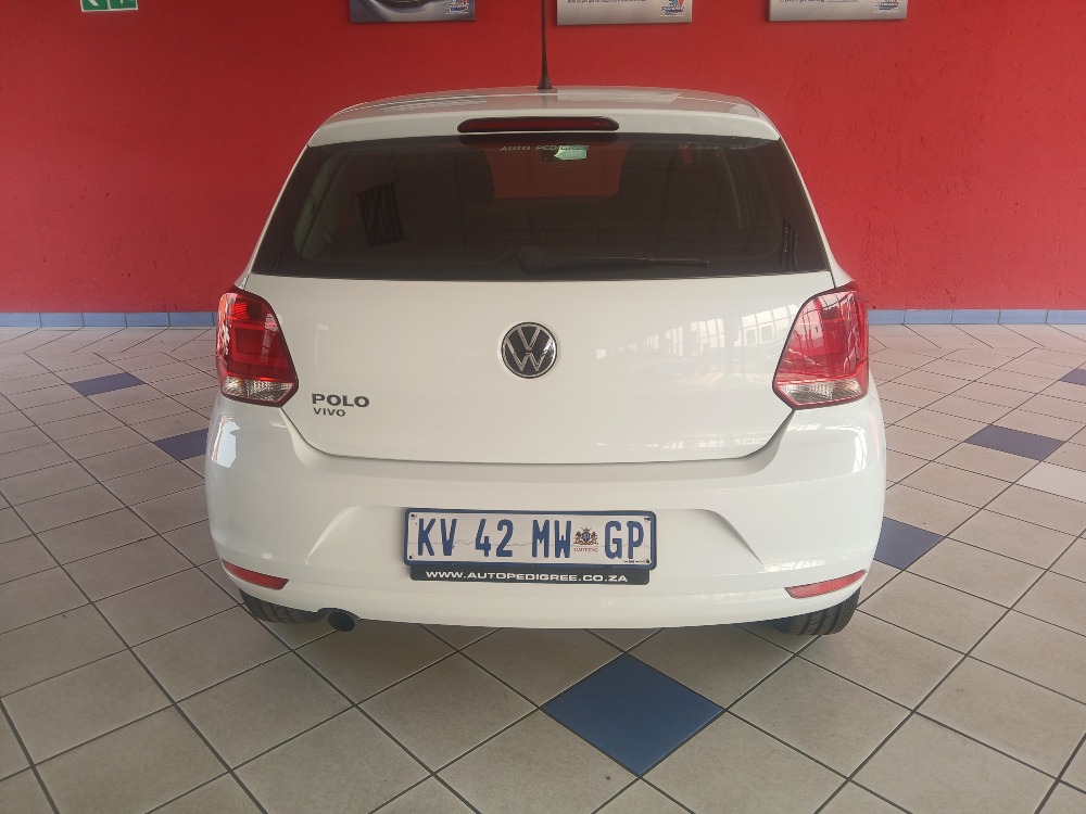 2022 POLO VIVO 1.6 COMFORTLINE TIP (5DR)